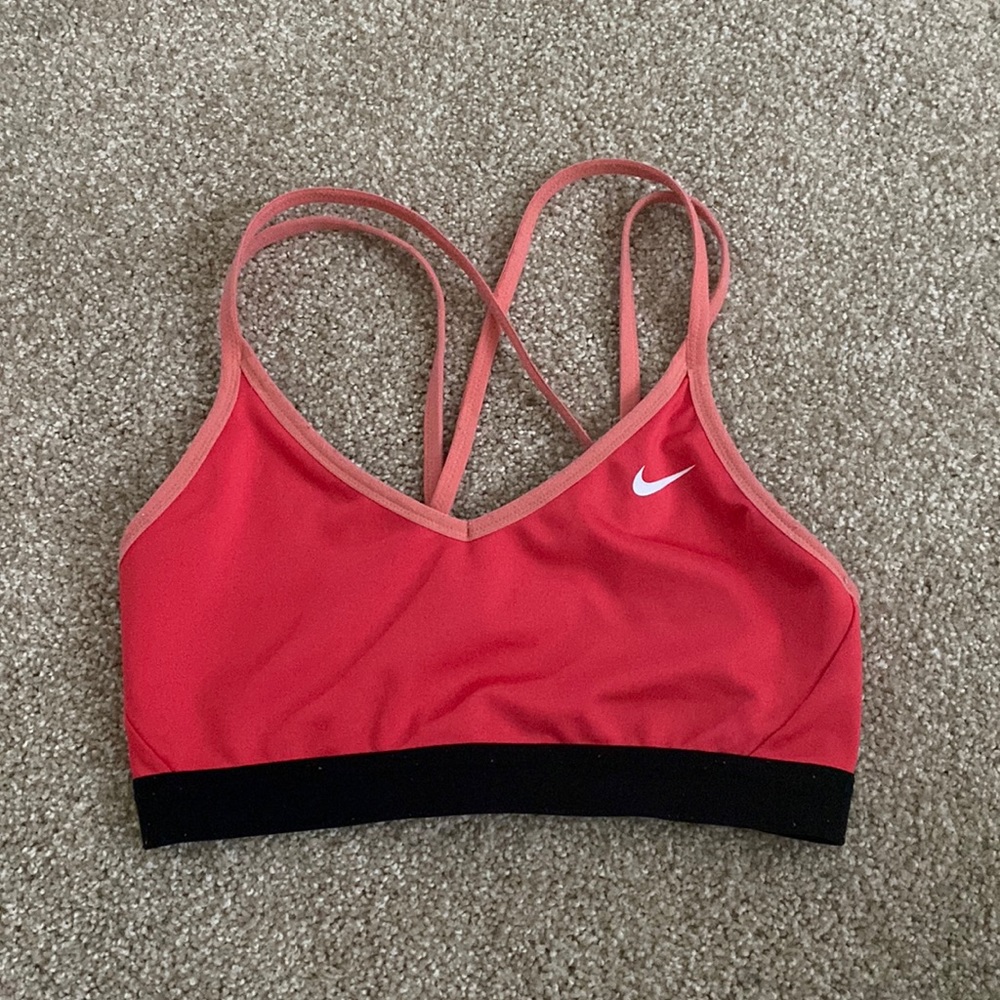 Nike DRI-FIT Strappy Sport Bra